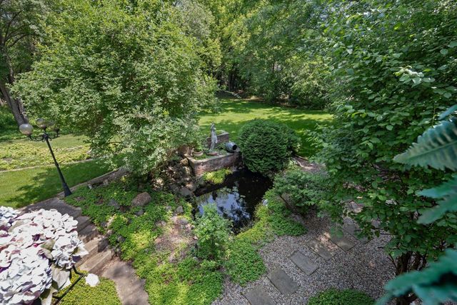 N27W5230 Hamilton ROAD, Cedarburg, WI 53012