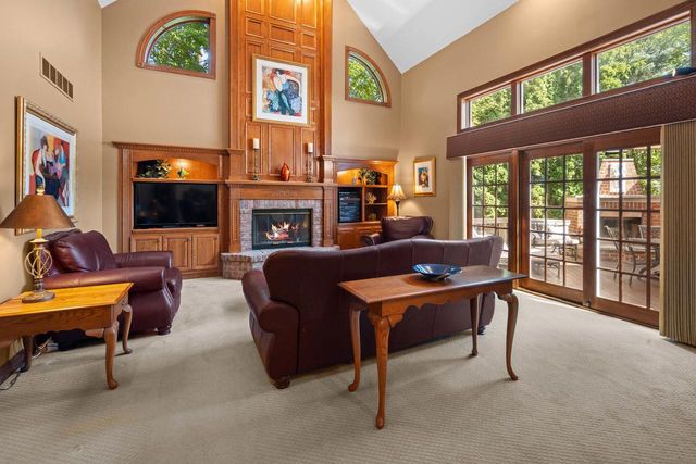 N27W5230 Hamilton ROAD, Cedarburg, WI 53012
