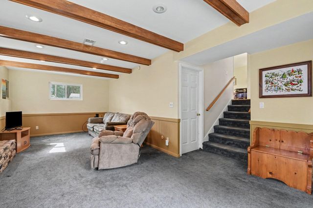 8364 Atlanta Drive NE, Rockford, MI 49341