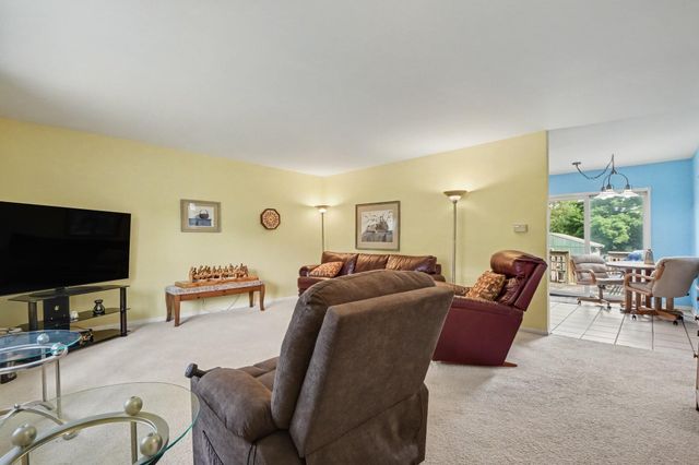 8364 Atlanta Drive NE, Rockford, MI 49341