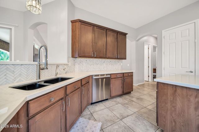 9149 W BENT TREE Drive, Peoria, AZ 85383