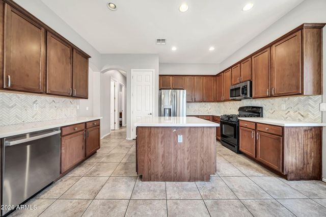 9149 W BENT TREE Drive, Peoria, AZ 85383