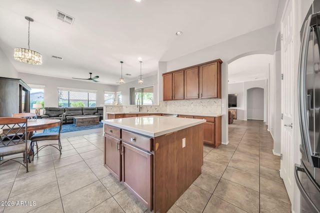 9149 W BENT TREE Drive, Peoria, AZ 85383