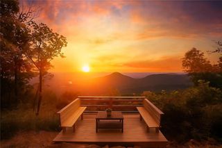 140 Sunset Cliff Drive, Jasper, GA 30143