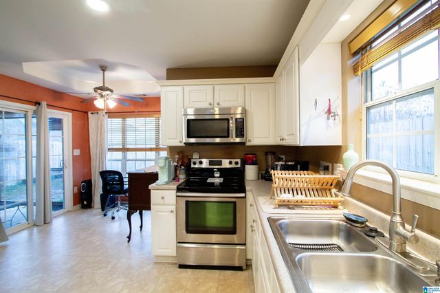 207 HIDDEN CREEK PARKWAY, Pelham, AL 35124