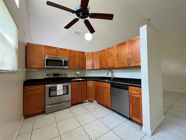 210 Maddy Ln, North Lauderdale, FL 33068