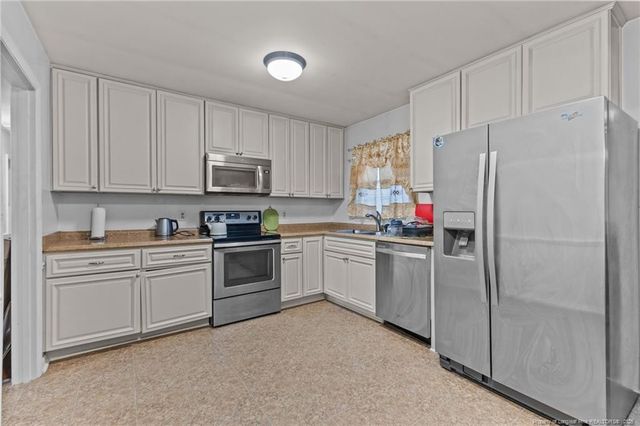 726 Ashboro Street, Fayetteville, NC 28311