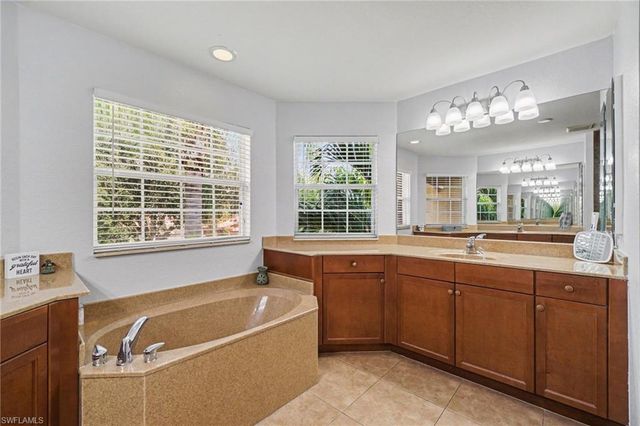 12450 Muddy Creek LN, Fort Myers, FL 33913