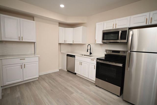 129 W 9th Street, Covington, KY 41011
