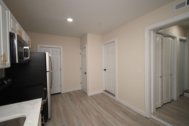 129 W 9th Street, Covington, KY 41011