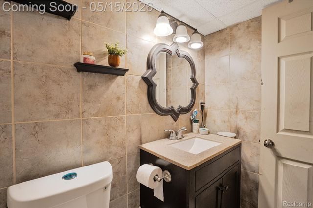 26243 Van Buren Road, Dearborn Heights, MI 48127