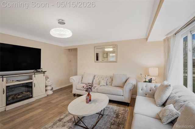 26243 Van Buren Road, Dearborn Heights, MI 48127