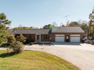 1802 Slate Road, King, NC 27021