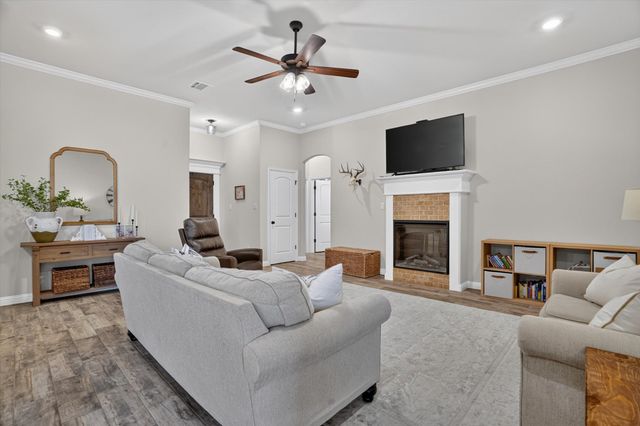 108 Meritt Street, Godley, TX 76044