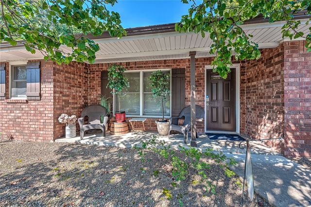 66 Wentworth Drive, Bella Vista, AR 72715