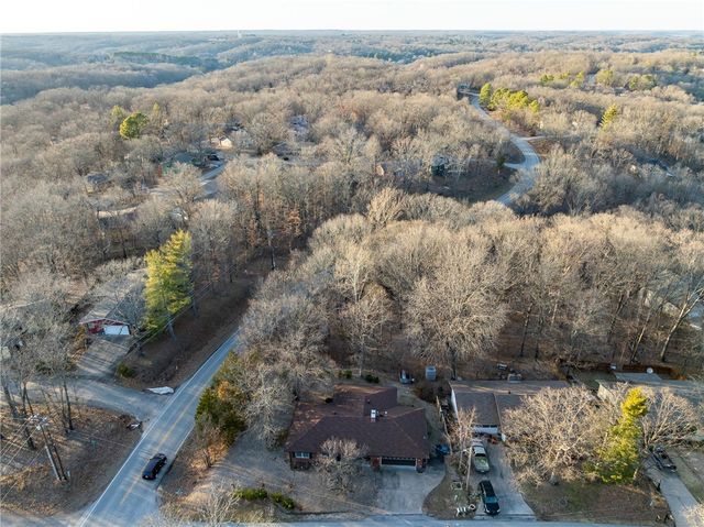 66 Wentworth Drive, Bella Vista, AR 72715