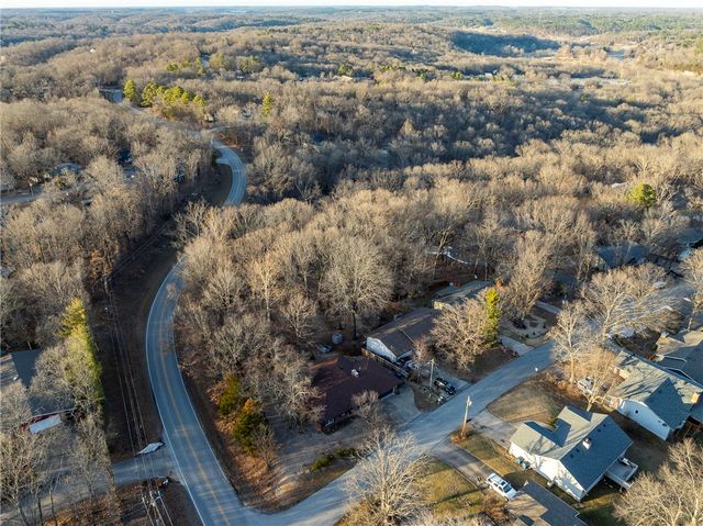 66 Wentworth Drive, Bella Vista, AR 72715