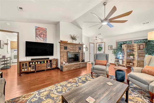 66 Wentworth Drive, Bella Vista, AR 72715