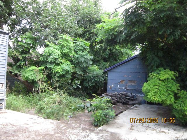 1915 HICKS AVE, San Antonio, TX 78210