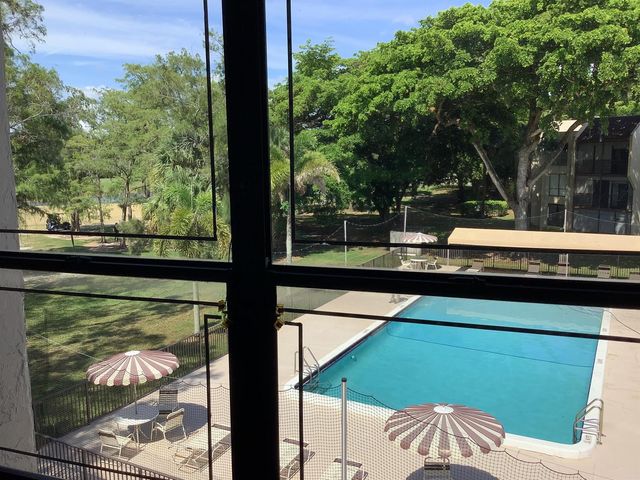 7650 W Mcnab Road 308, Tamarac, FL 33321