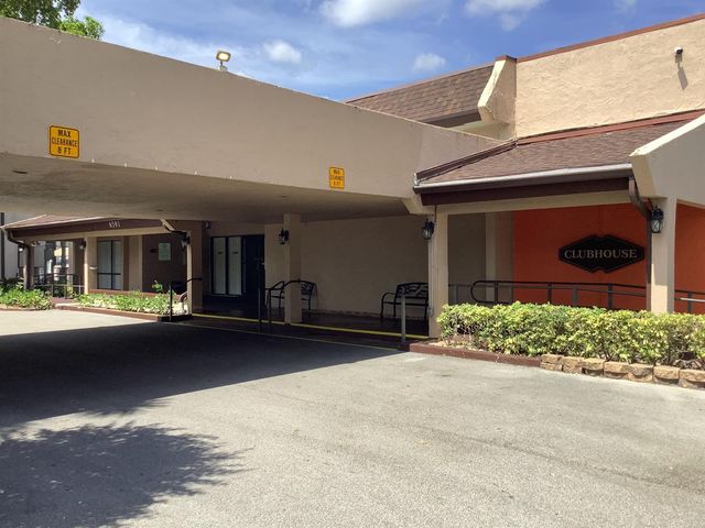 7650 W Mcnab Road 308, Tamarac, FL 33321