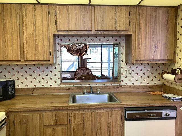 7650 W Mcnab Road 308, Tamarac, FL 33321