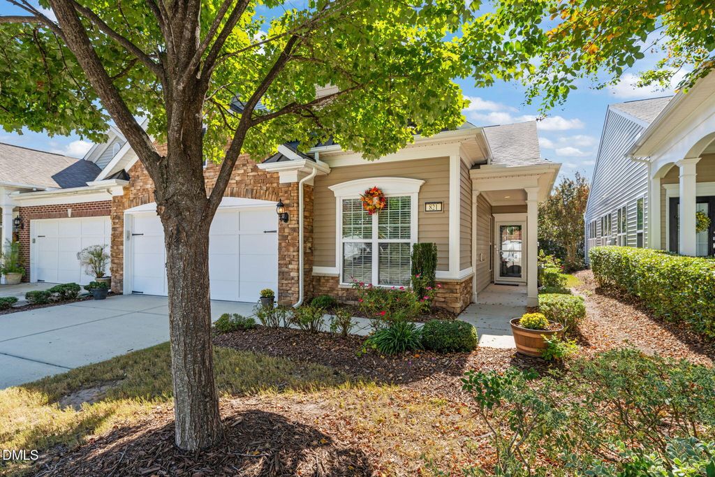 821 Finnbar Drive, Cary, NC 27519