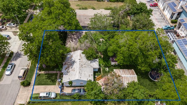 2723 Hondo Avenue, Dallas, TX 75219