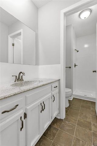 2020 SW Morningside Drive, Blue Springs, MO 64015
