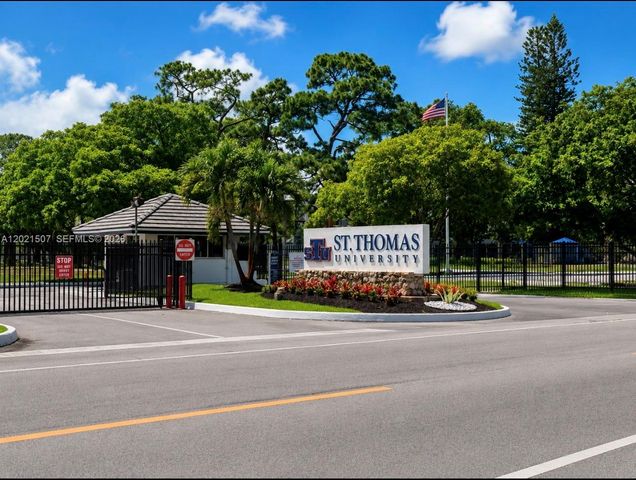 16301 NW 32nd Ave, Miami Gardens, FL 33054