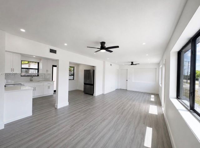 16301 NW 32nd Ave, Miami Gardens, FL 33054