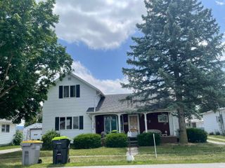 112 W Willow Street, Butler, IN 46721