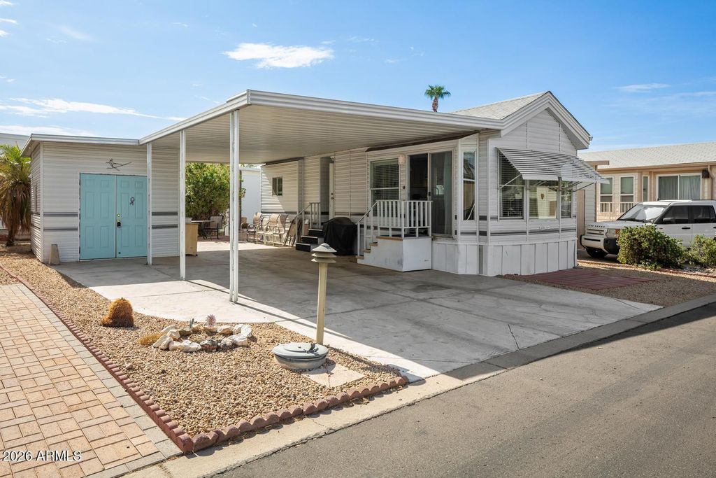 17200 W BELL Road 812, Surprise, AZ 85374 — exterior