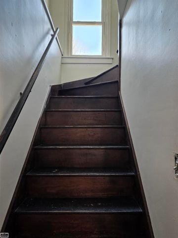 20511 Beatrice Street, Livonia, MI 48152