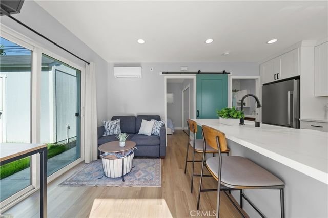 6107 Carson, Lakewood, CA 90713