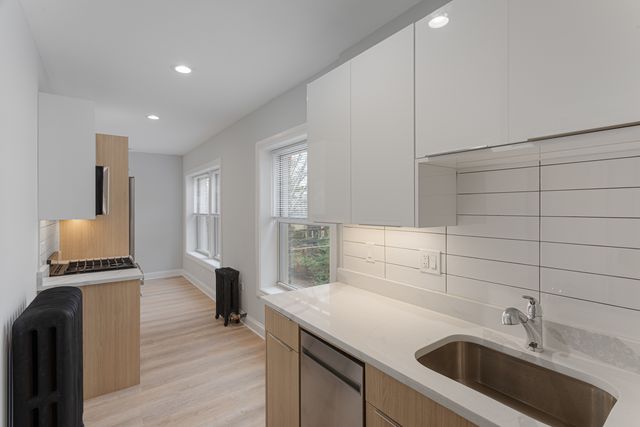 1631 W Chase Avenue 3J, Chicago, IL 60626