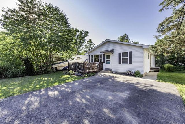 23812 127th STREET, Trevor, WI 53179