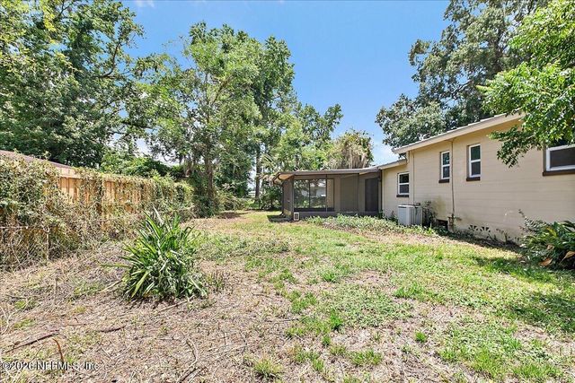 5911 MARTY Court, Jacksonville, FL 32216