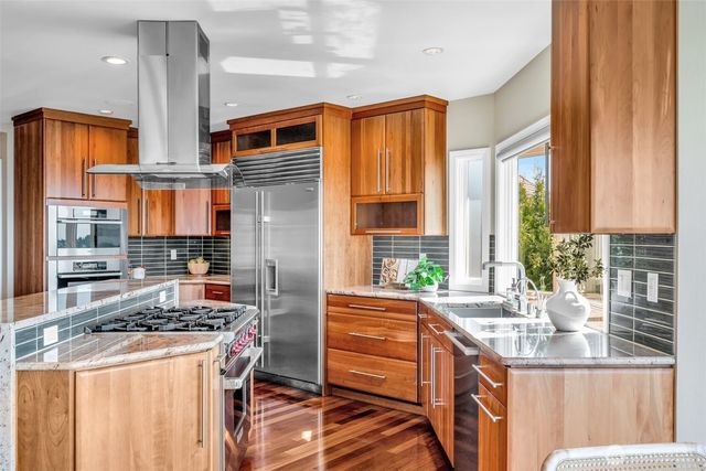 15423 SE 58th St, Bellevue, WA 98006