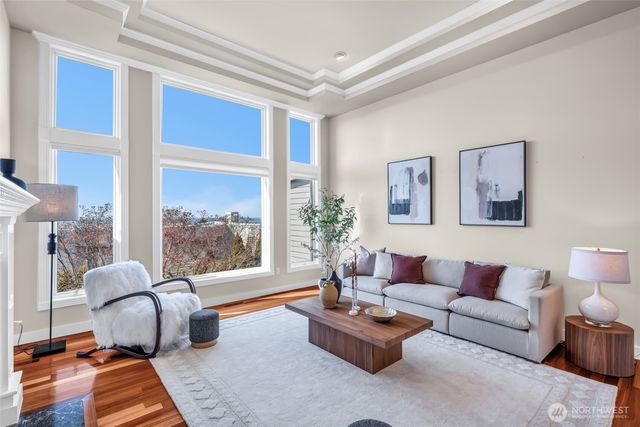 15423 SE 58th St, Bellevue, WA 98006