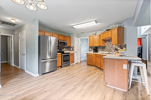 153 Lawndale Lane, Sneads Ferry, NC 28460