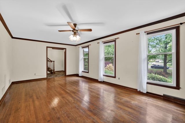 6 DONNA DR, Bear, DE 19701