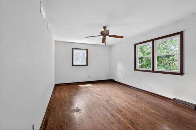 6 DONNA DR, Bear, DE 19701
