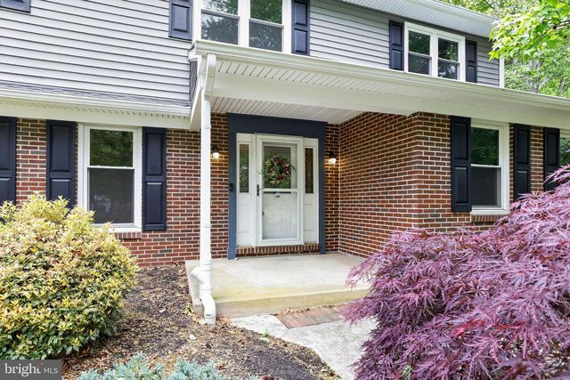 6 DONNA DR, Bear, DE 19701