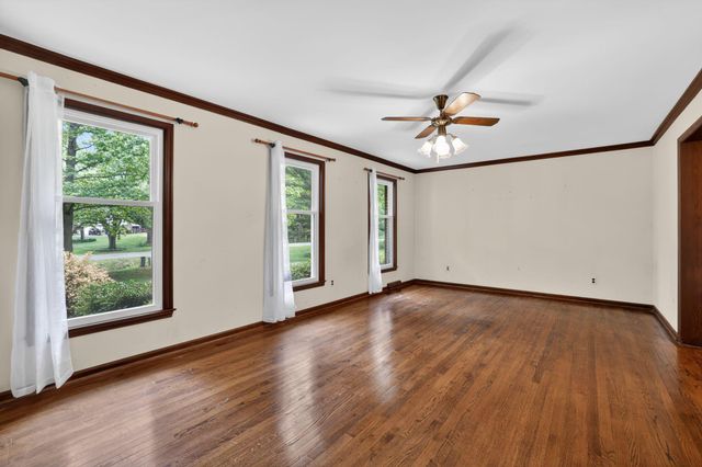 6 DONNA DR, Bear, DE 19701
