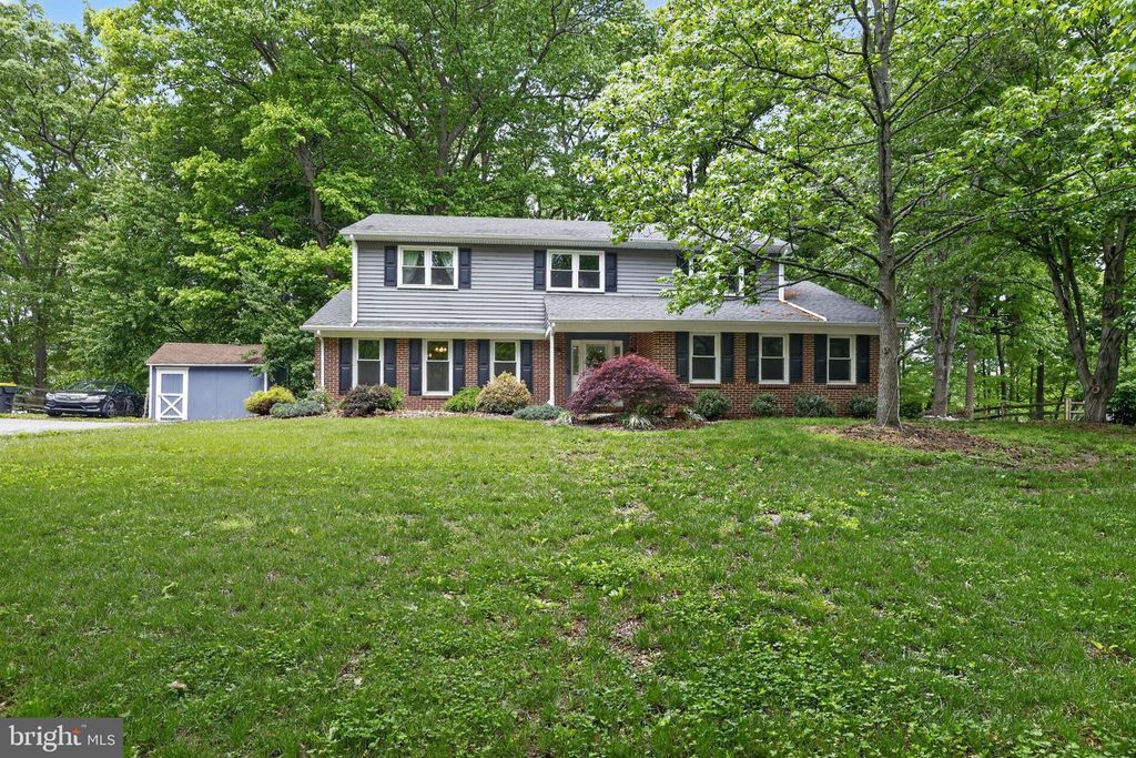 6 DONNA DR, Bear, DE 19701