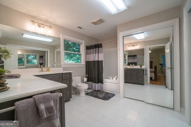 313 Omega Way, Hiawassee, GA 30546