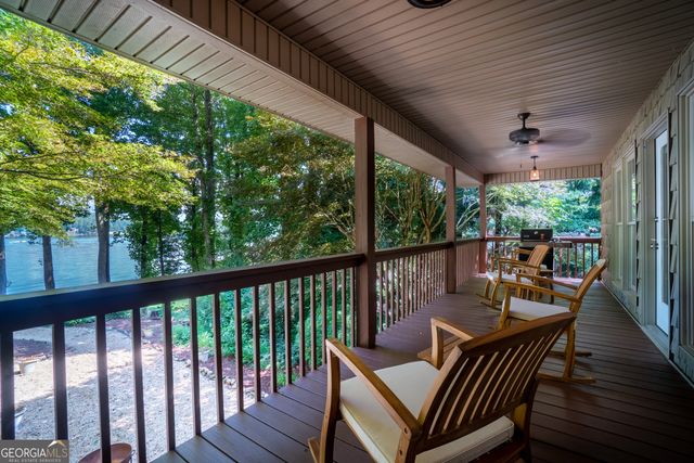 313 Omega Way, Hiawassee, GA 30546