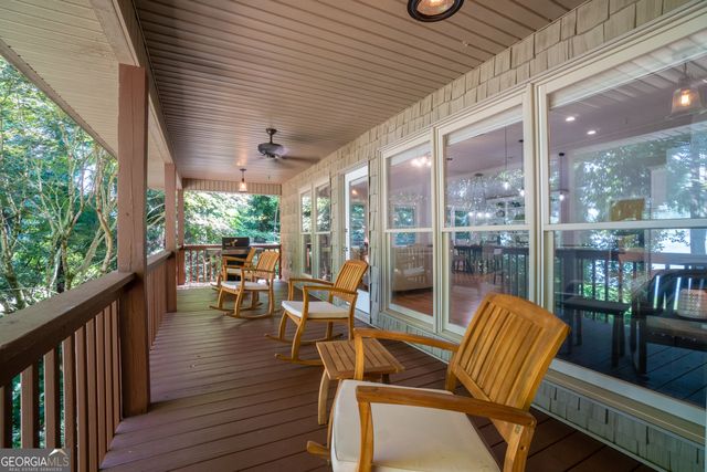 313 Omega Way, Hiawassee, GA 30546