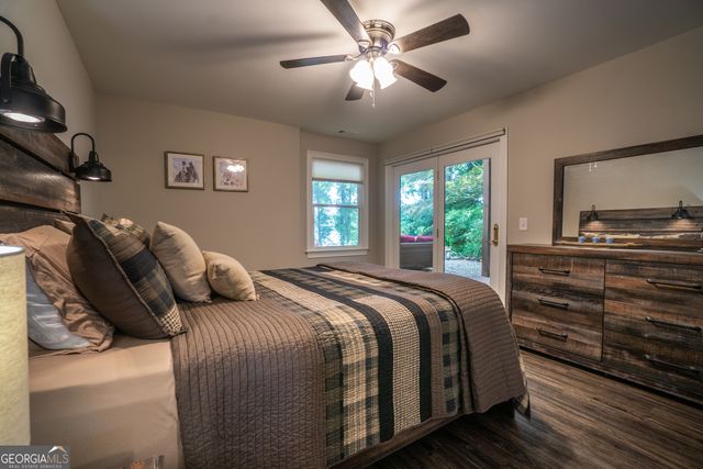 313 Omega Way, Hiawassee, GA 30546